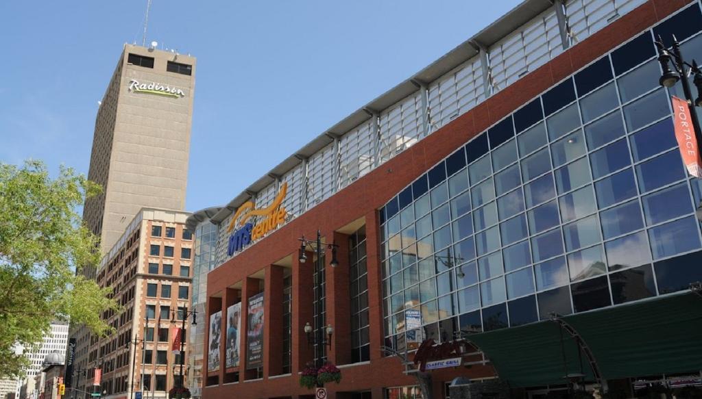 Radisson Hotel Winnipeg Downtown Exterior photo
