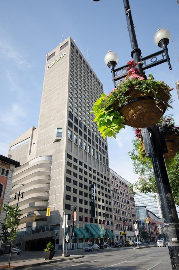 Radisson Hotel Winnipeg Downtown Exterior photo